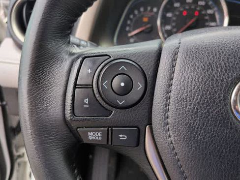Used 2013 Toyota RAV4 Limited AWD/4WD image 24