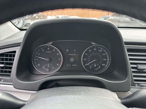 Used 2018 Hyundai Elantra Value Edition image 25