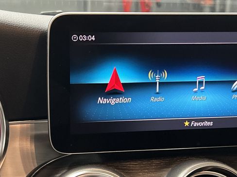 Used 2019 Mercedes-Benz C 300 Sedan image 23