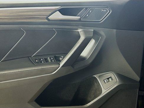Certified 2022 Volkswagen Tiguan SEL R-Line AWD/4WD image 18