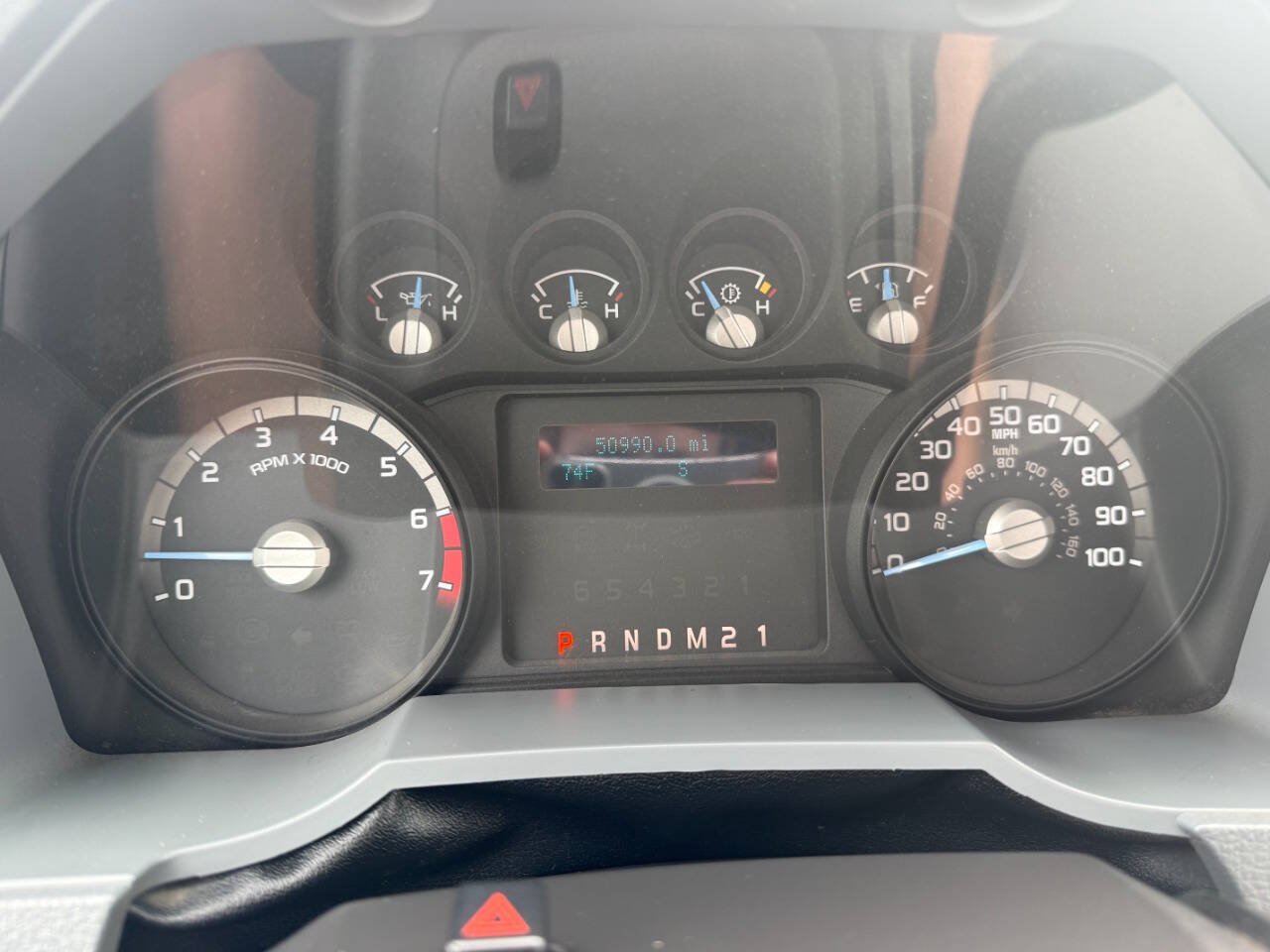 Used 2016 Ford F250 XL w/ Power Equipment Group AWD/4WD image 12