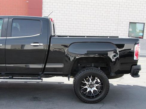 Used 2021 GMC Canyon Denali image 5