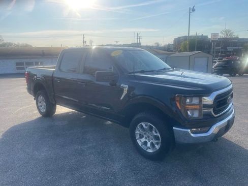 Used 2023 Ford F150 XLT image 3