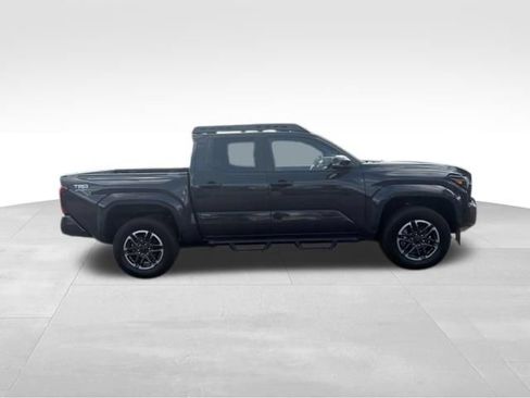 Used 2024 Toyota Tacoma TRD Sport w/ TRD Sport Upgrade Package AWD/4WD image 12