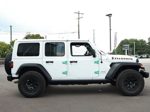 Used 2021 Jeep Wrangler Unlimited Sport AWD/4WD image 4