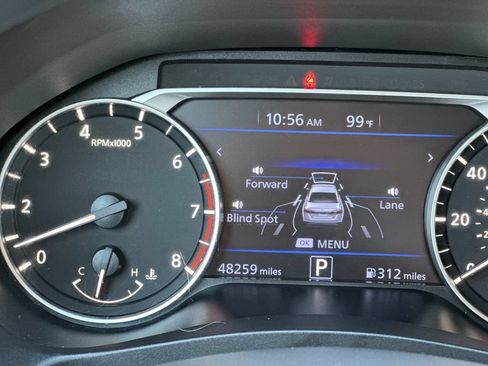 Used 2025 Nissan Altima 2.5 SV FWD image 25