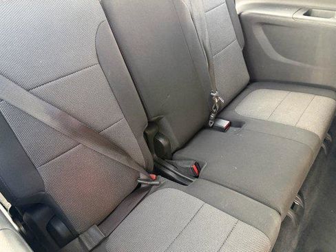 Used 2023 Chevrolet Traverse LT image 16