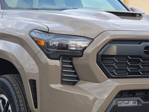 New 2026 Toyota Tacoma TRD Sport image 10