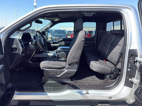 Used 2018 Ford F150 XLT w/ Equipment Group 302A Luxury AWD/4WD image 31