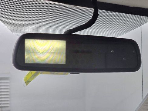 Used 2017 Chevrolet Express 2500 Extended image 18