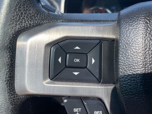 Used 2016 Ford F150 Platinum w/ Trailer Tow Package image 25