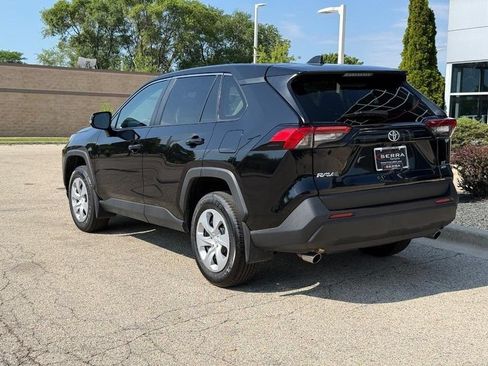 Used 2025 Toyota RAV4 LE AWD/4WD image 5