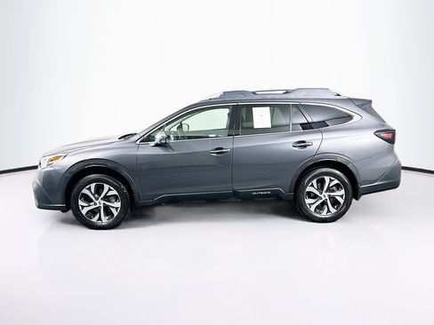 Used 2020 Subaru Outback Touring XT AWD/4WD image 4