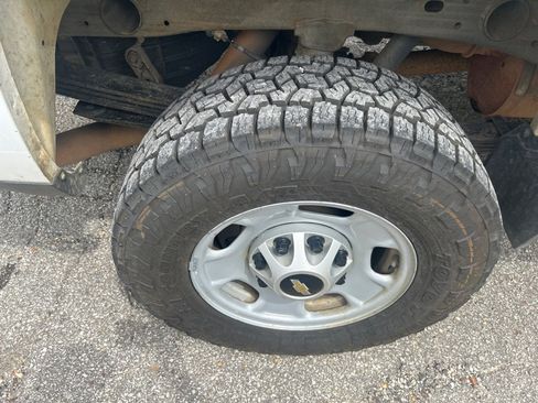 Used 2015 Chevrolet Silverado 2500 W/T w/ WT Convenience Package RWD image 9