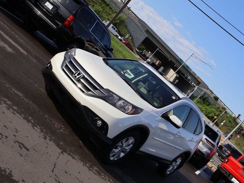 Used 2014 Honda CR-V EX-L image 3
