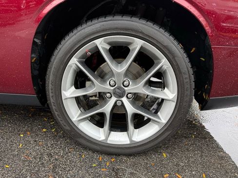 Used 2022 Dodge Challenger SXT w/ Plus Package image 22