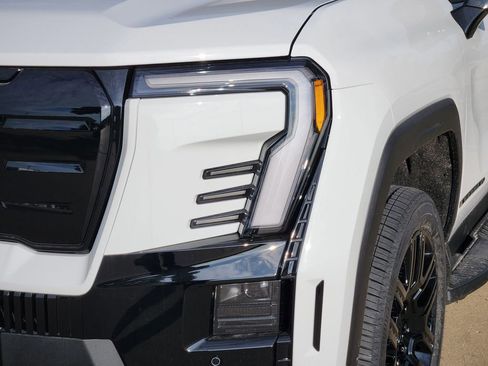 New 2026 GMC Sierra EV Elevation w/ LPO, Elevation Dark Package image 5