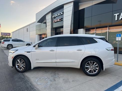 Certified 2023 Buick Enclave Avenir w/ Avenir Technology Package image 5