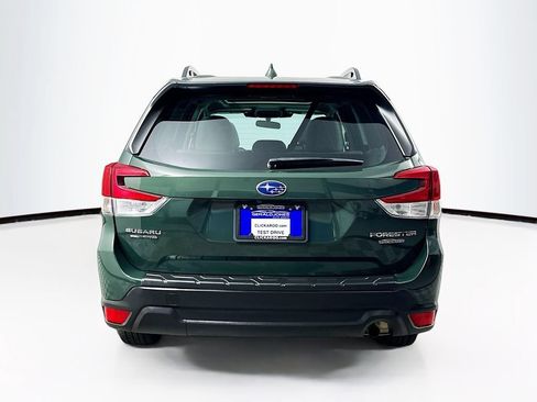 Used 2023 Subaru Forester Premium AWD/4WD image 15
