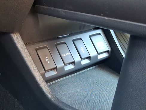 Used 2018 Honda HR-V EX image 25