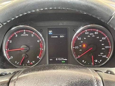 Used 2018 Toyota RAV4 SE w/ Power Extra Value Package image 26