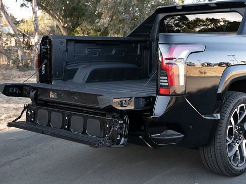 Used 2024 Chevrolet Silverado EV RST image 13