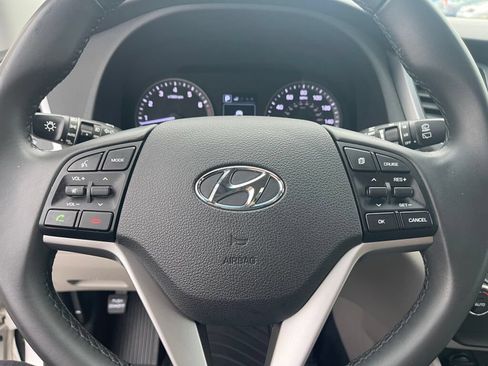 Used 2018 Hyundai Tucson Value AWD/4WD image 18