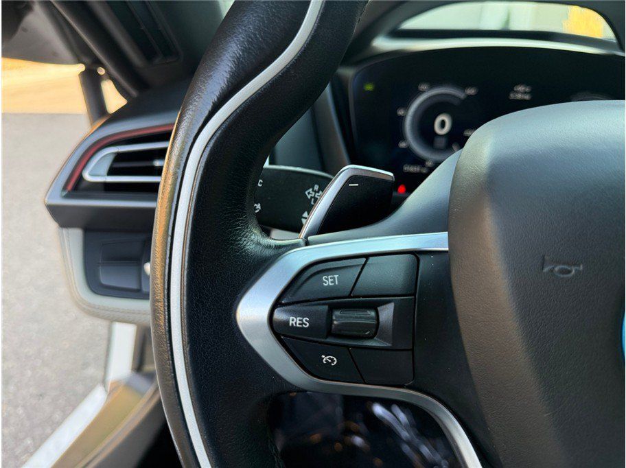 Used 2015 BMW i8 AWD/4WD image 28