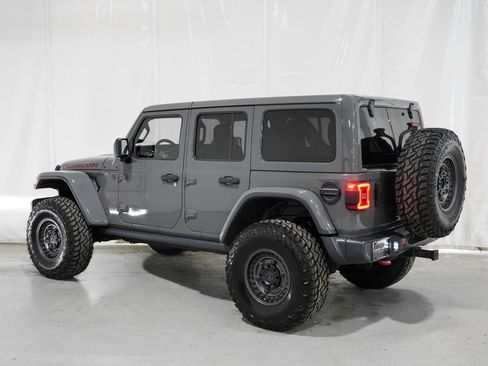 Used 2020 Jeep Wrangler Unlimited Rubicon AWD/4WD image 3