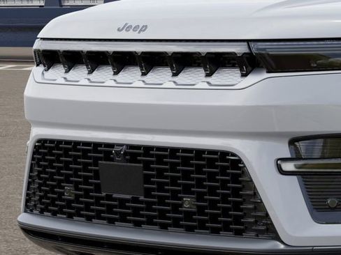 New 2026 Jeep Grand Wagoneer 4WD image 11