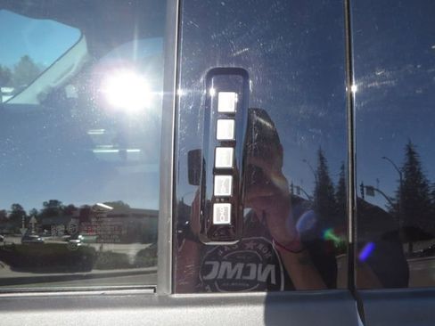 Used 2024 Ford F250 Lariat image 17