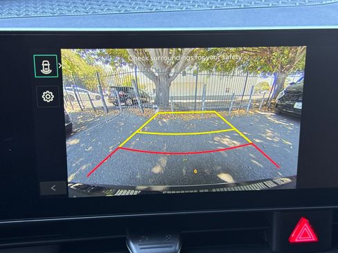 New 2026 Kia Carnival LXS image 21