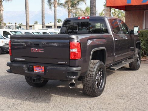 Used 2016 GMC Sierra 2500 Denali w/ Duramax Plus Package image 10