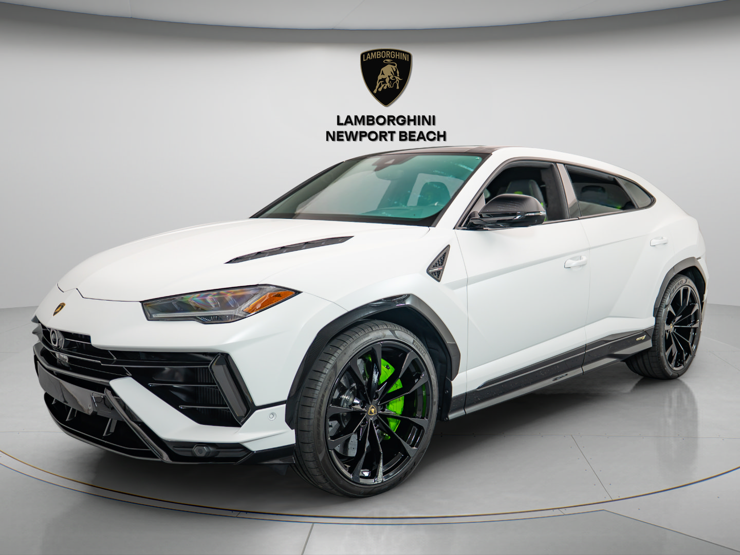 Used 2023 Lamborghini Urus S AWD/4WD image 3