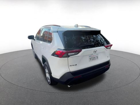 Used 2025 Toyota RAV4 XLE image 11
