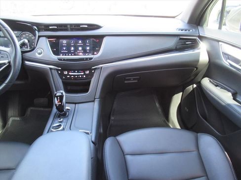 Used 2022 Cadillac XT6 Luxury FWD image 13