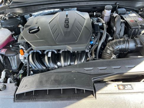 Used 2025 Kia K5 LXS FWD image 33