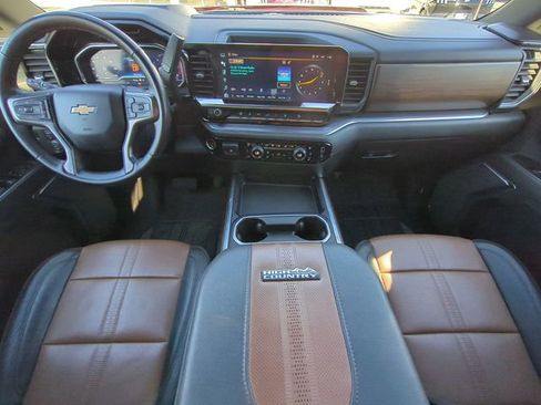 Used 2025 Chevrolet Silverado 2500 High Country w/ Technology Package image 15