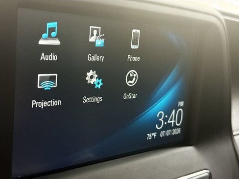 Used 2017 Chevrolet Camaro LT RWD image 15