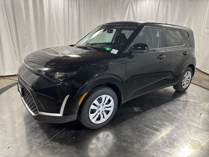 New 2025 Kia Soul LX w/ LX Technology Package