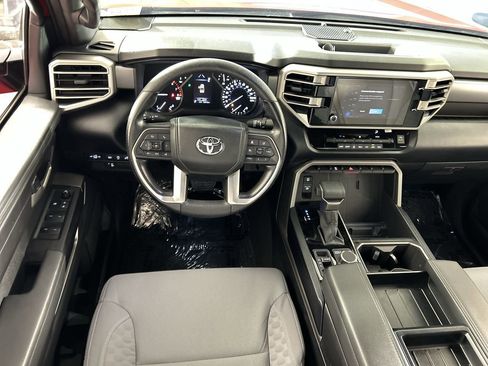 Used 2025 Toyota Tundra SR5 w/ SR5 Convenience Package AWD/4WD image 21