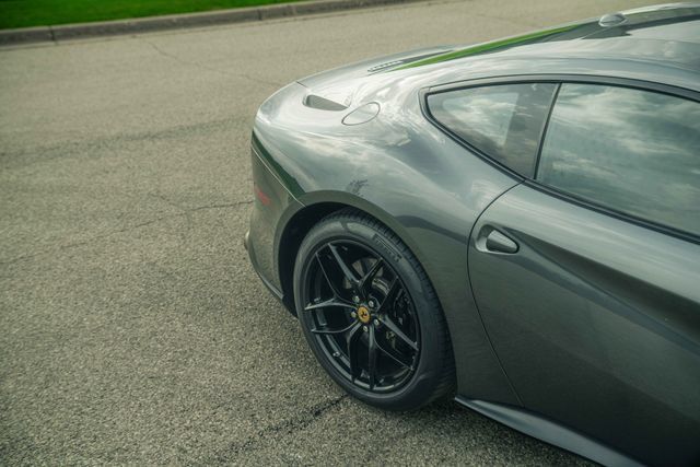 Used 2015 Ferrari F12 Berlinetta RWD image 39