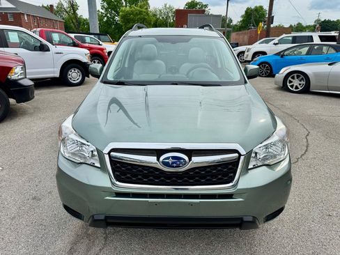 Used 2016 Subaru Forester 2.5i Premium w/ Popular Package #2 AWD/4WD image 9