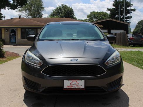 Used 2016 Ford Focus S FWD image 3