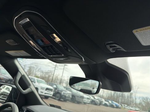 Used 2024 Jeep Wagoneer Series II image 21