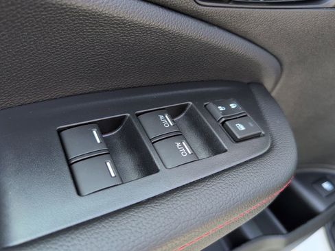 Used 2025 Honda Ridgeline Black Edition image 10