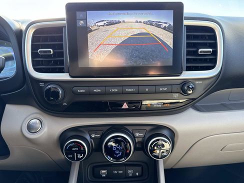 New 2026 Hyundai Venue SEL image 5