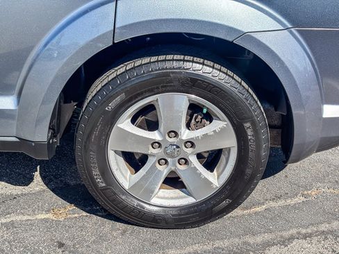 Used 2009 Dodge Journey SXT w/ Flexible Seating Group FWD image 12