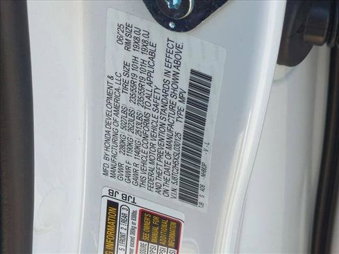Used 2025 Acura RDX SH-AWD w/ Technology Package image 27
