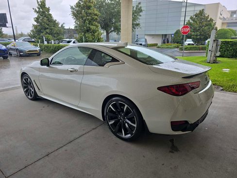 Used 2022 INFINITI Q60 3.0t Luxe w/ Essential Package image 7